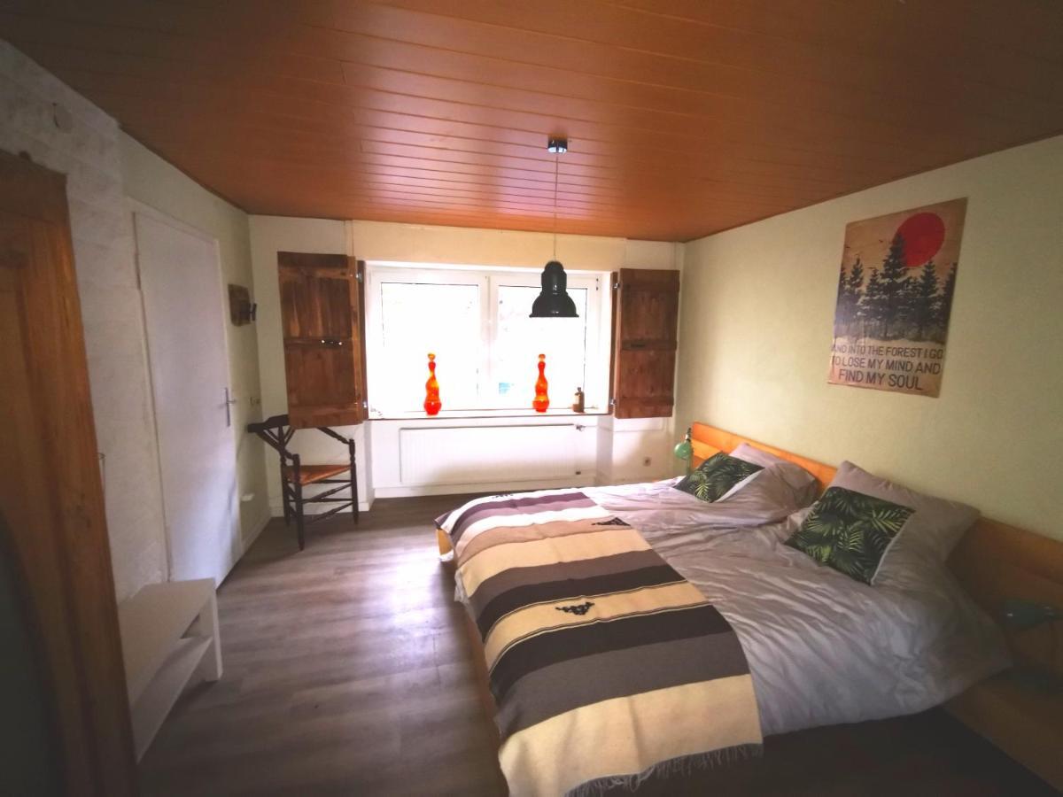 Schönecken Mooi Ruim Appartement In Antieke Stadsboerderij מראה חיצוני תמונה